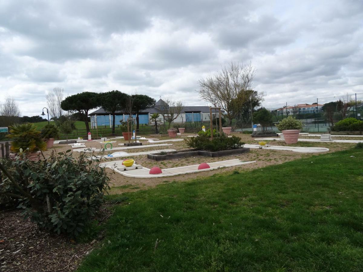 Appartement Vue Sur Golf Talmont-Saint-Hilaire Buitenkant foto